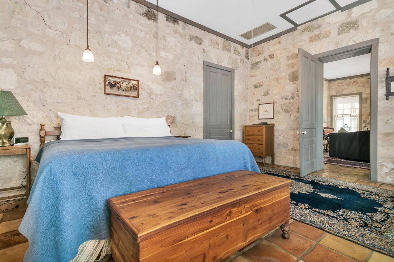 Adams Travis - 1B1Ba, Pet Friendly With Fee, Walk To Main Villa Fredericksburg Dış mekan fotoğraf