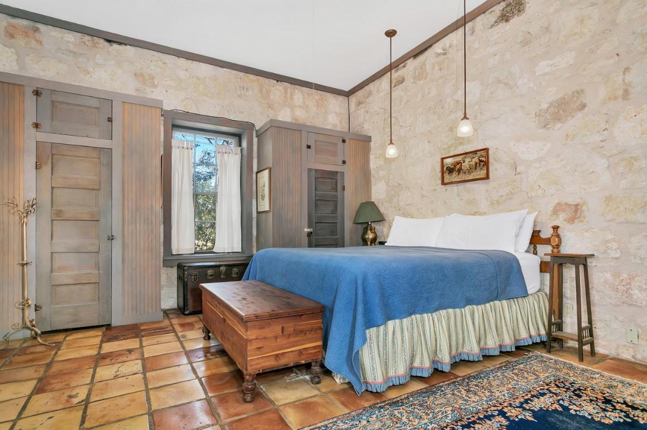 Adams Travis - 1B1Ba, Pet Friendly With Fee, Walk To Main Villa Fredericksburg Dış mekan fotoğraf