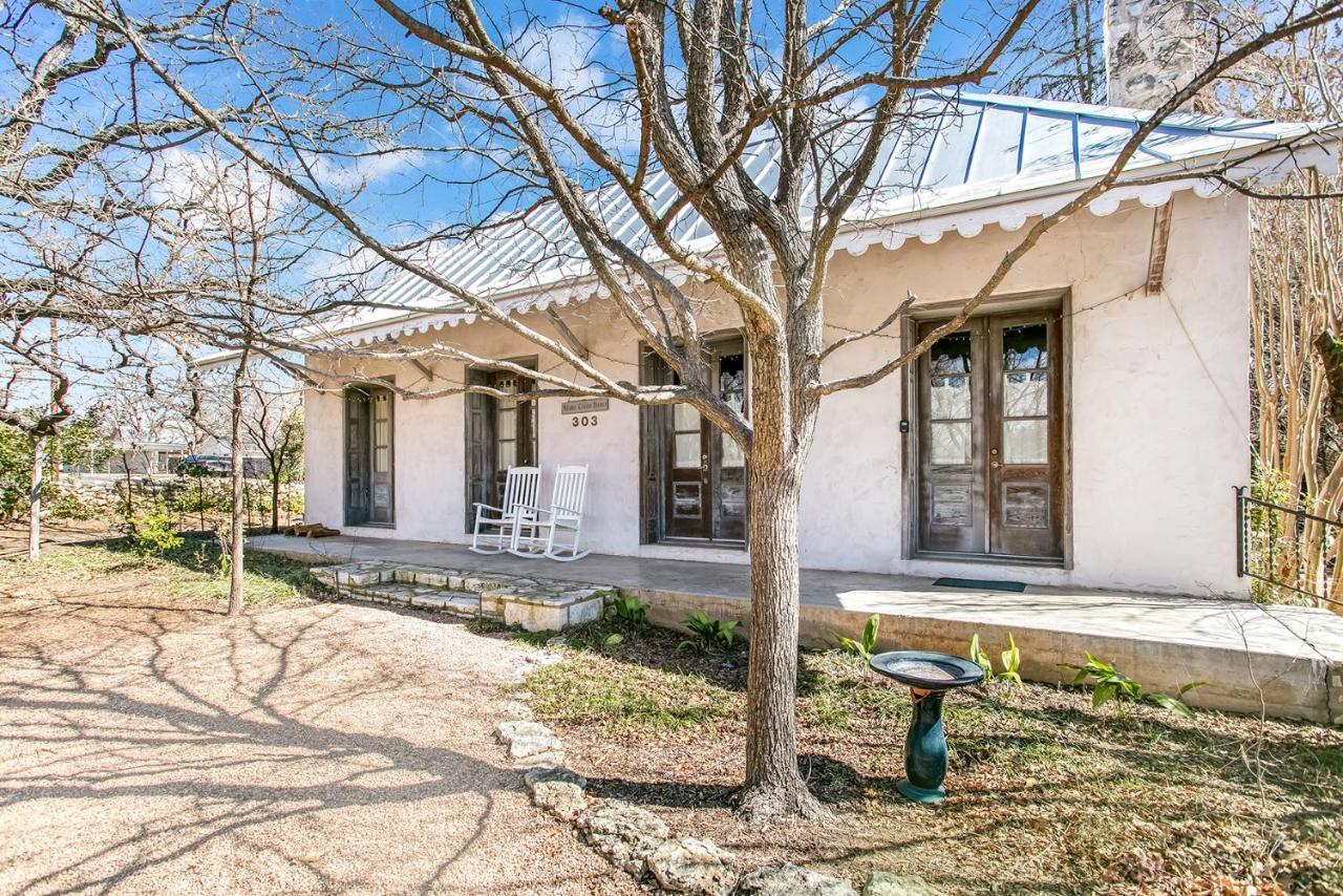 Adams Travis - 1B1Ba, Pet Friendly With Fee, Walk To Main Villa Fredericksburg Dış mekan fotoğraf